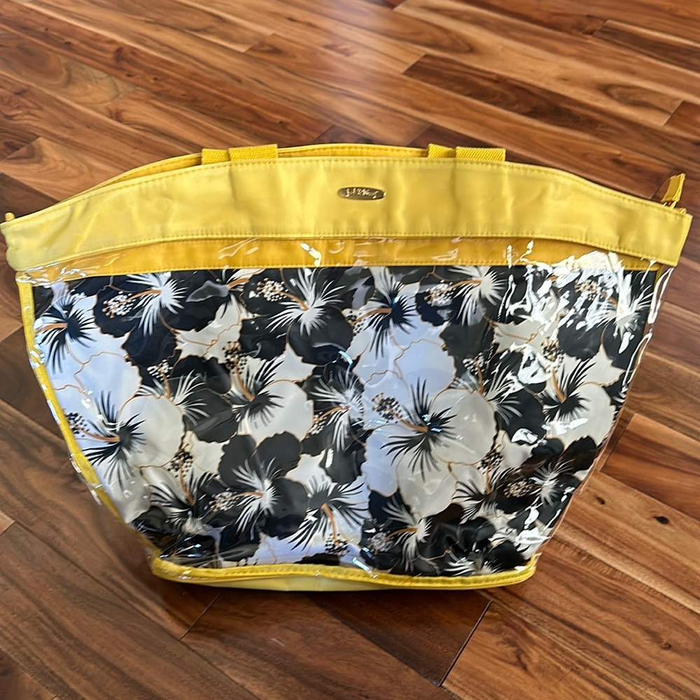 Jack and Missy resort tote.